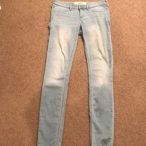 Hollister skinny jeans